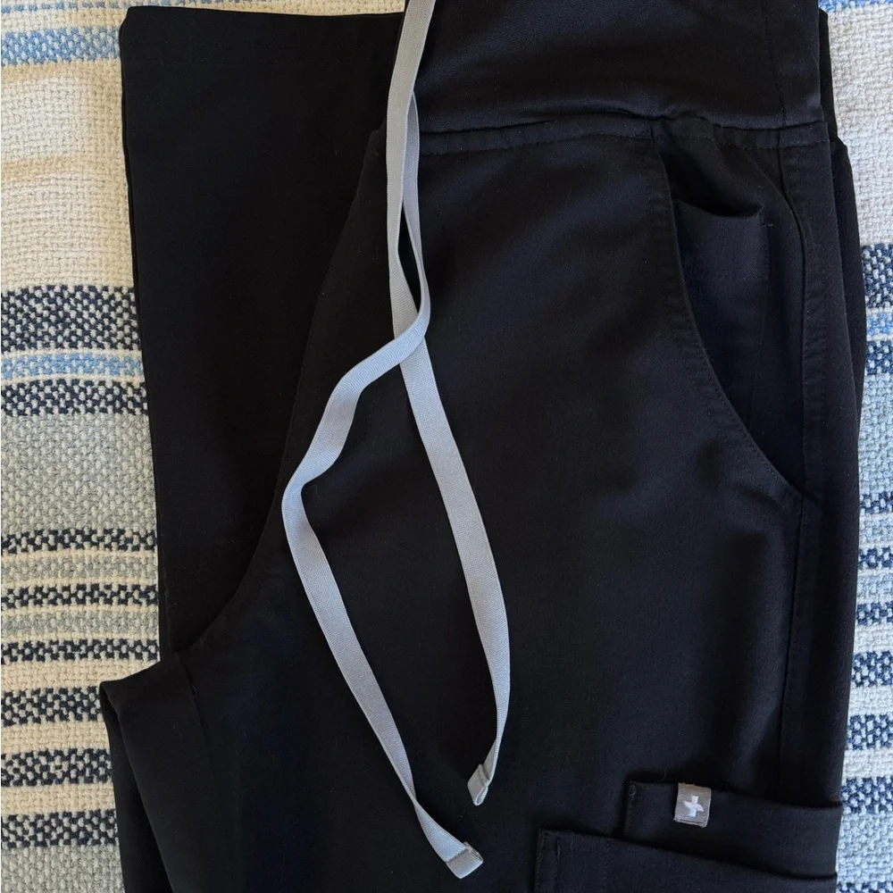 Figs Black Medical Scrub - Picture 2 of 5